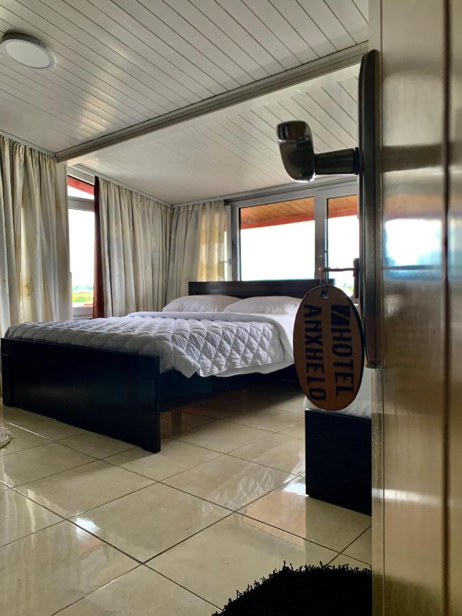 Hotel Anxhelo Stalin 외부 사진